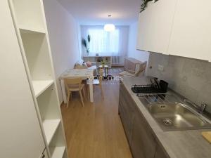 Pronájem bytu 2+kk, Praha - Chodov, Chalupkova, 42 m2