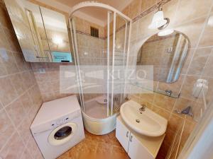 Pronájem bytu 2+1, Praha - Záběhlice, Vrútecká, 53 m2