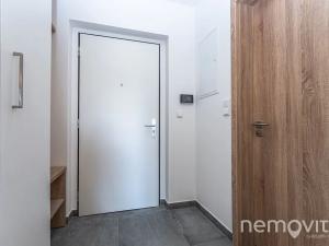 Pronájem bytu 1+kk, Praha - Bohnice, Pekařova, 38 m2