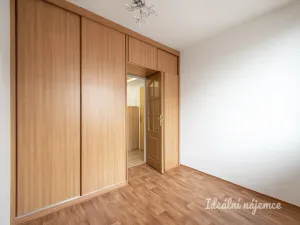 Pronájem bytu 3+1, Praha - Kobylisy, Šiškova, 64 m2