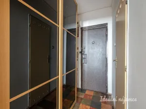 Pronájem bytu 2+kk, Praha - Modřany, Pertoldova, 41 m2