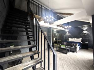 Prodej atypického bytu, Karlovy Vary, Foersterova, 99 m2