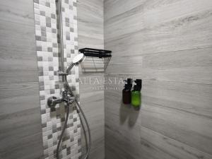 Prodej atypického bytu, Karlovy Vary, Foersterova, 99 m2