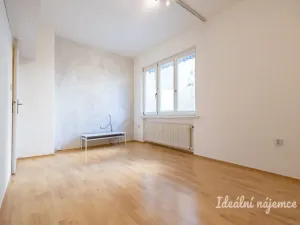 Pronájem bytu 1+1, Praha - Holešovice, Františka Křížka, 48 m2