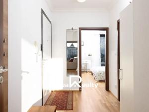 Prodej bytu 2+kk, Karlovy Vary, Pražská silnice, 64 m2