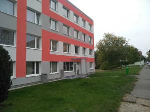 Pronájem bytu 1+1, Slaný, Tomanova, 32 m2