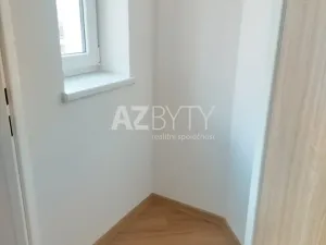 Pronájem bytu 2+kk, Praha - Bubeneč, Sochařská, 60 m2