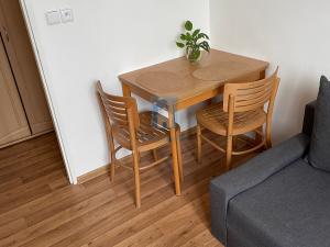 Pronájem bytu 2+kk, Praha - Hloubětín, Hostavická, 30 m2