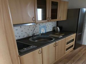 Pronájem bytu 2+kk, Praha - Hloubětín, Hostavická, 30 m2