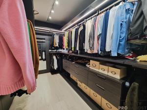 Prodej bytu 5+kk, Via del Porto Romano, Città Sant'Angelo, Provincia di Pescara, Itálie, 274 m2