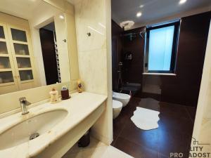 Prodej bytu 5+kk, Via del Porto Romano, Città Sant'Angelo, Provincia di Pescara, Itálie, 274 m2