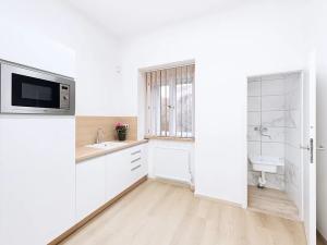 Pronájem ordinace, Praha - Smíchov, Zoubkova, 48 m2