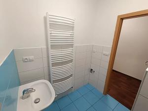 Pronájem bytu 2+kk, Olomouc, Voskovcova, 56 m2