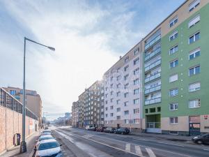 Pronájem bytu 2+1, Praha - Holešovice, Vrbenského, 51 m2