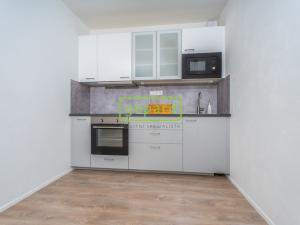 Prodej bytu 1+kk, Milovice - Mladá, Armádní, 51 m2