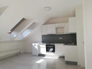 Pronájem bytu 2+kk, Praha - Vokovice, Na dlouhém lánu, 47 m2