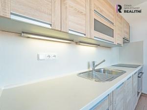 Prodej bytu 3+1, Znojmo, Bolzanova, 64 m2