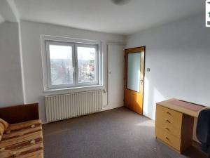 Pronájem bytu 3+1, Karlovy Vary - Rybáře, Počernická, 90 m2