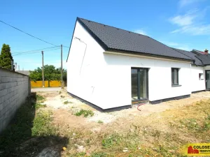 Prodej rodinného domu, Hevlín, 60 m2