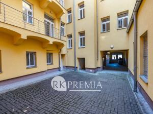 Pronájem bytu 3+1, Teplice, U Hadích lázní, 95 m2