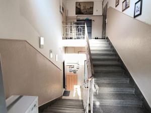 Prodej ubytování, Praha - Libeň, V Holešovičkách, 670 m2