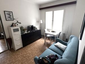 Prodej ubytování, Praha - Libeň, V Holešovičkách, 670 m2