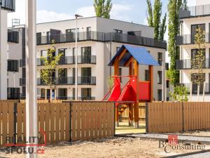 Pronájem bytu 1+kk, Kladno - Dubí, Ke křížku, 35 m2