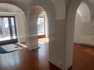 Pronájem obchodního prostoru, Valašské Meziříčí, Mostní, 36 m2