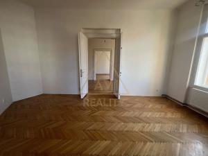 Pronájem bytu 3+1, Praha - Vinohrady, Francouzská, 96 m2