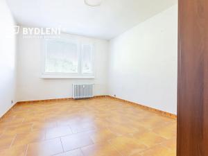 Prodej bytu 2+1, Povrly, Sídliště II, 62 m2