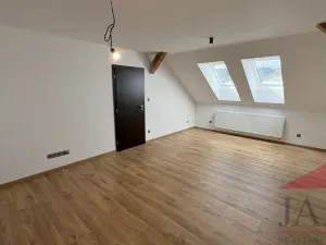 Prodej bytu 2+kk, Dlouhá Ves, 46 m2