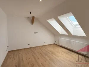 Prodej bytu 2+kk, Dlouhá Ves, 46 m2