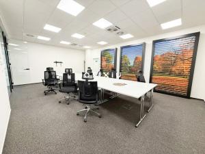 Pronájem kanceláře, Brno - Štýřice, Londýnské náměstí, 742 m2