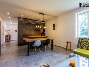 Prodej obchodního prostoru, Bystřice - Semovice, 800 m2