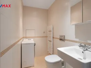 Prodej bytu 3+kk, Karlovy Vary, Pražská silnice, 99 m2