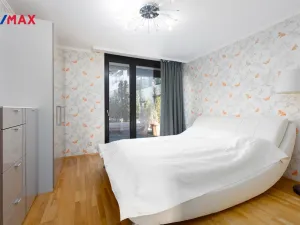 Prodej bytu 2+kk, Karlovy Vary, Pražská silnice, 63 m2