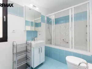 Prodej bytu 2+kk, Karlovy Vary, Pražská silnice, 63 m2