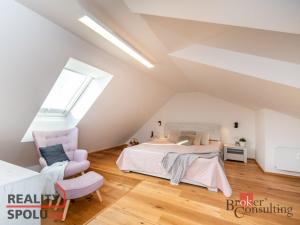 Pronájem bytu 3+kk, Praha - Holešovice, Malá Plynární, 92 m2
