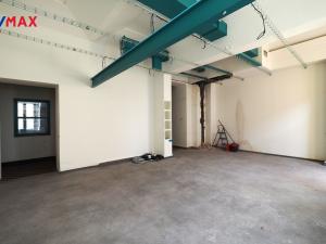 Pronájem obchodního prostoru, Hradec Králové, Pospíšilova, 105 m2
