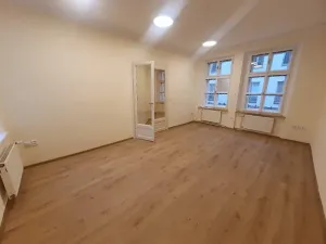 Pronájem bytu 2+1, Jihlava, Farní, 60 m2