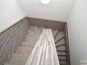 Pronájem rodinného domu, Popovičky - Chomutovice, Petrovy Vrchy, 113 m2