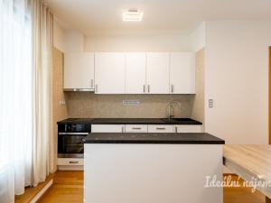 Pronájem bytu 2+kk, Praha - Žižkov, Kunešova, 49 m2