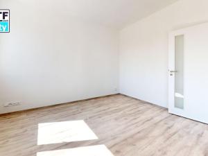 Pronájem bytu 1+kk, Plzeň, Železniční, 43 m2