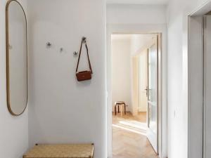 Pronájem bytu 2+kk, Praha - Dejvice, Fetrovská, 55 m2