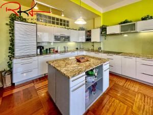 Pronájem bytu 4+kk, Praha - Holešovice, U Pergamenky, 128 m2