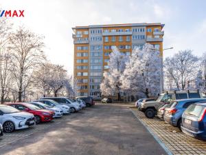 Prodej bytu 3+kk, Praha - Prosek, Pískovcová, 74 m2