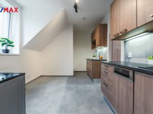 Pronájem bytu 4+1, Praha - Vokovice, Na dlouhém lánu, 82 m2