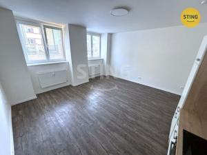 Pronájem bytu 1+kk, Ostrava - Přívoz, Palackého, 29 m2