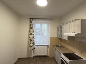 Pronájem bytu 1+1, České Budějovice - České Budějovice 6, Novohradská, 34 m2