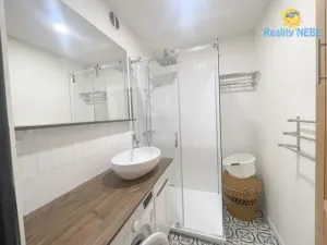 Pronájem bytu 3+1, Praha - Michle, Pod dálnicí, 75 m2